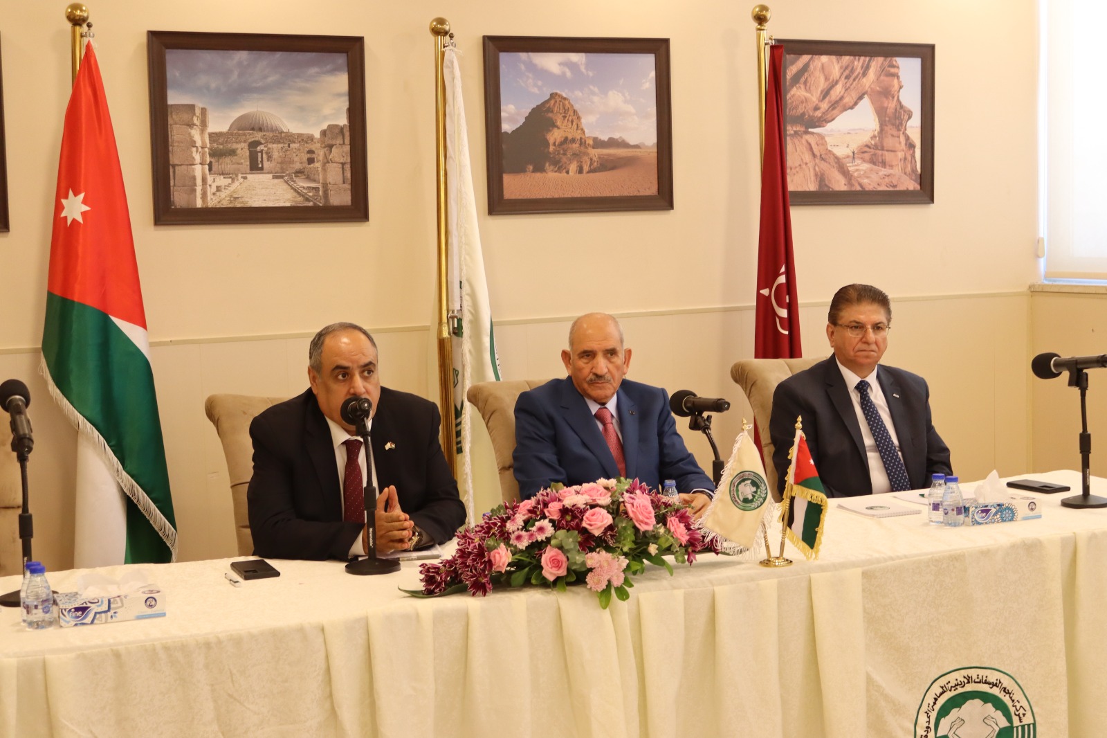 Al-Thneibat meets with the General Union of Mining and Metallurgy Workers